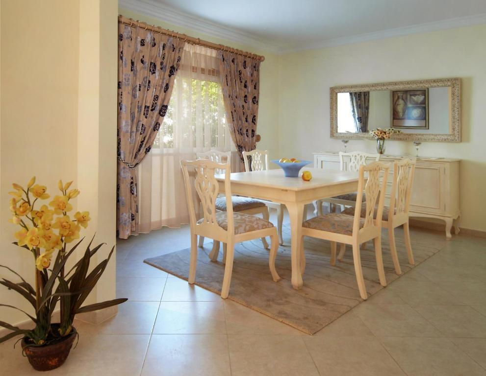 Oasis Parque Country Club Hotell Portimão Rom bilde